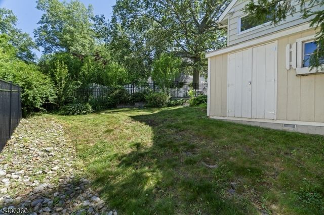 18 Aspen Rd, West Orange Twp., NJ 07052