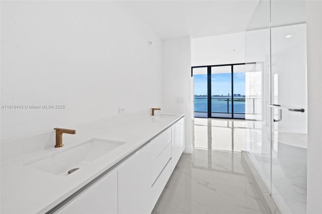 700 NE 24 Street 805, Miami, FL 33137