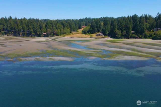 36875 Tamarack Drive NE, Hansville, WA 98340