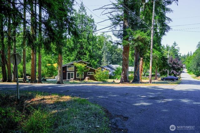 36875 Tamarack Drive NE, Hansville, WA 98340
