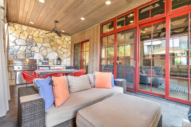 19404 Bold Venture DR 17, Spicewood, TX 78669