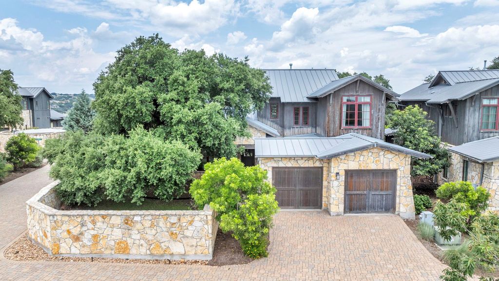 19404 Bold Venture DR 17, Spicewood, TX 78669