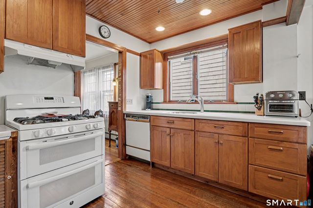 7 Elliott Street, Norwalk, CT 06855