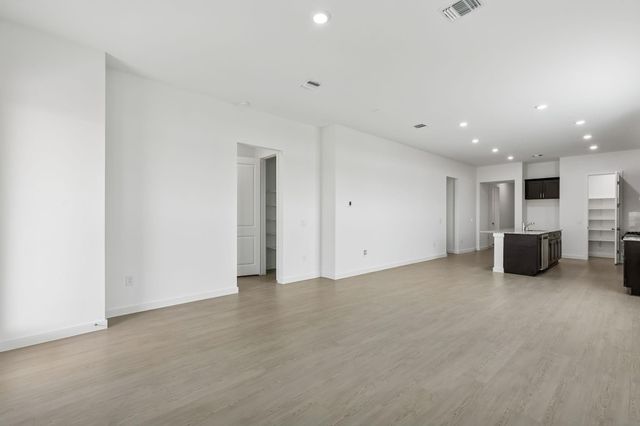 6703 Alejandro Place, Cove, TX 77523