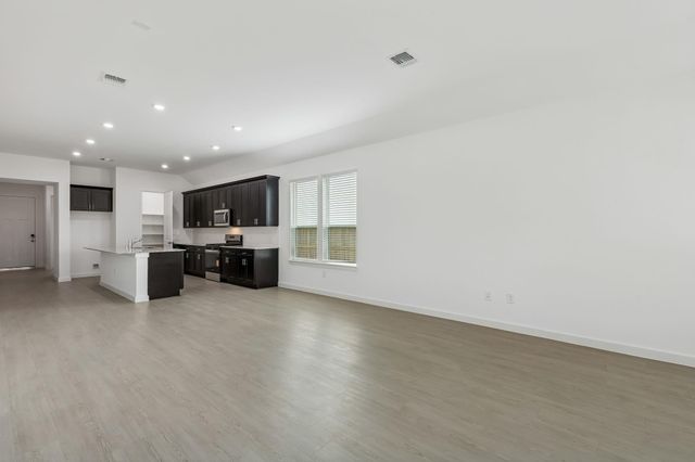 6703 Alejandro Place, Cove, TX 77523