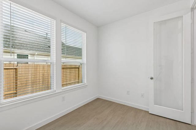 6703 Alejandro Place, Cove, TX 77523