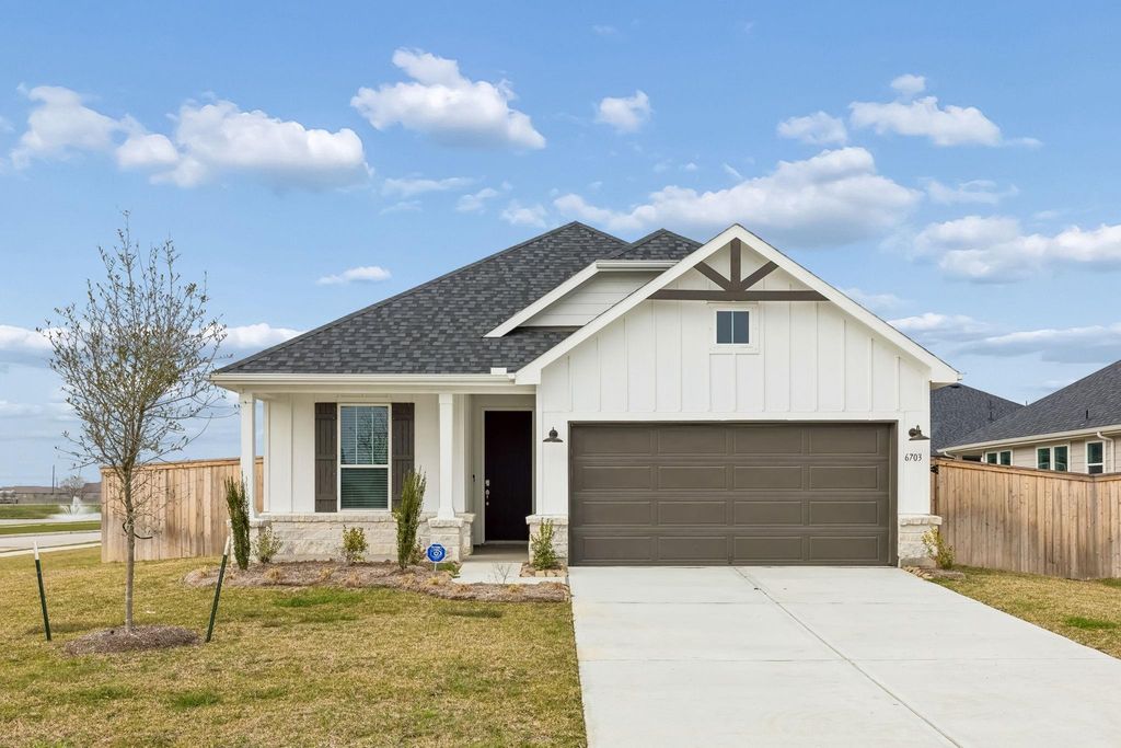 6703 Alejandro Place, Cove, TX 77523