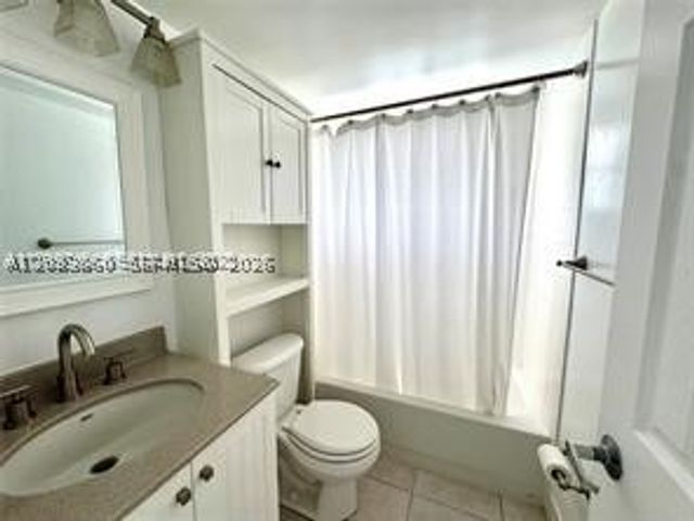 290 Sunrise Dr 301, Key Biscayne, FL 33149