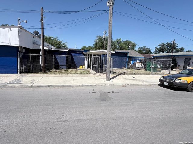 1001 Frio City Rd, San Antonio, TX 78207