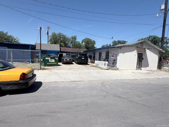 1001 Frio City Rd, San Antonio, TX 78207
