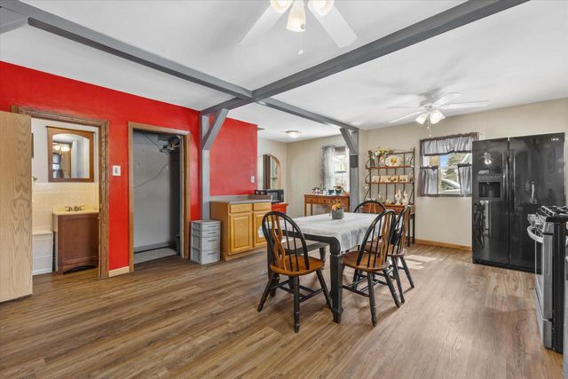 6307 N 104th STREET, Milwaukee, WI 53225