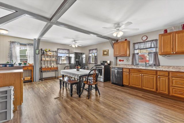 6307 N 104th STREET, Milwaukee, WI 53225