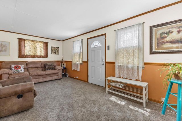 6307 N 104th STREET, Milwaukee, WI 53225