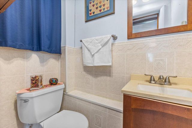 6307 N 104th STREET, Milwaukee, WI 53225