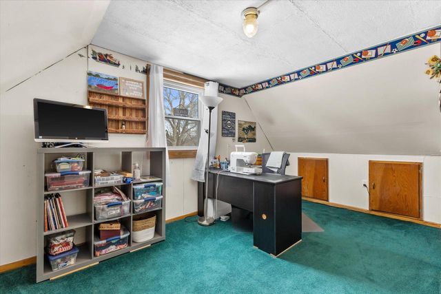 6307 N 104th STREET, Milwaukee, WI 53225