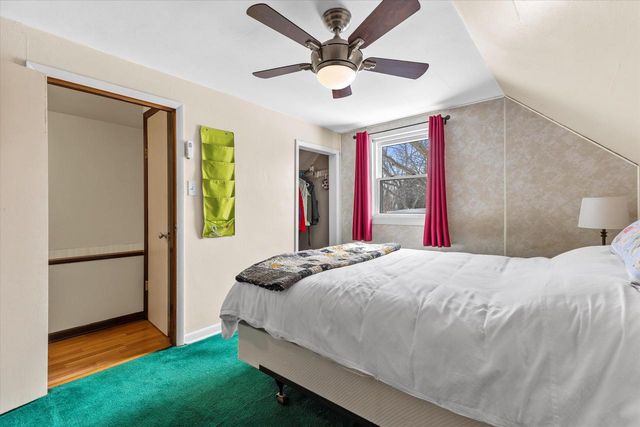 6307 N 104th STREET, Milwaukee, WI 53225