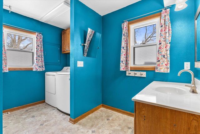 6307 N 104th STREET, Milwaukee, WI 53225