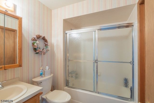 10 Augusta Dr, Vernon Twp., NJ 07462