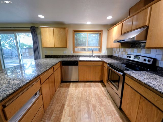 4372 Se PINE Way, Hillsboro, OR 97123