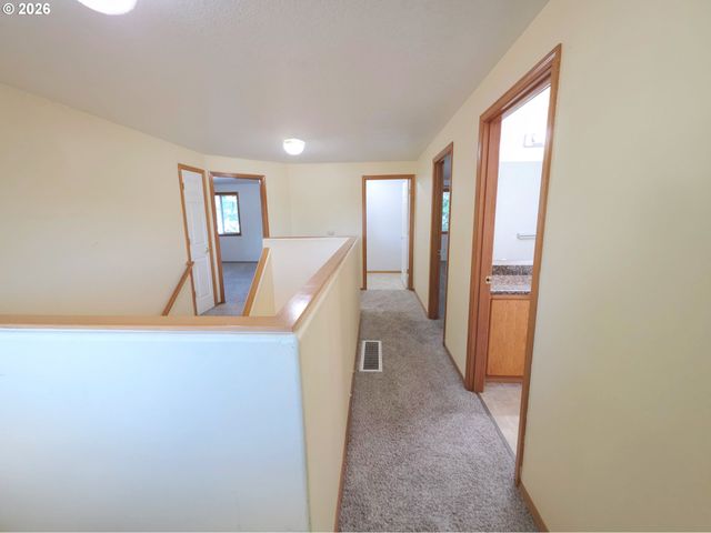 4372 Se PINE Way, Hillsboro, OR 97123