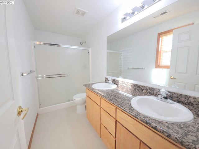 4372 Se PINE Way, Hillsboro, OR 97123