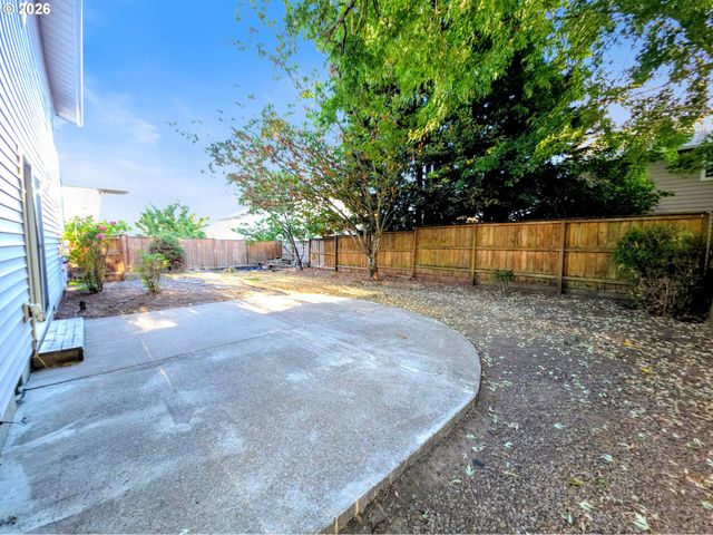4372 Se PINE Way, Hillsboro, OR 97123