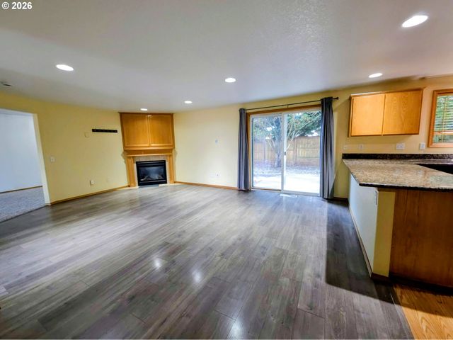 4372 Se PINE Way, Hillsboro, OR 97123