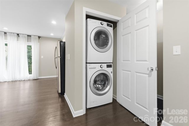2012 Ibis Court, Charlotte, NC 28205
