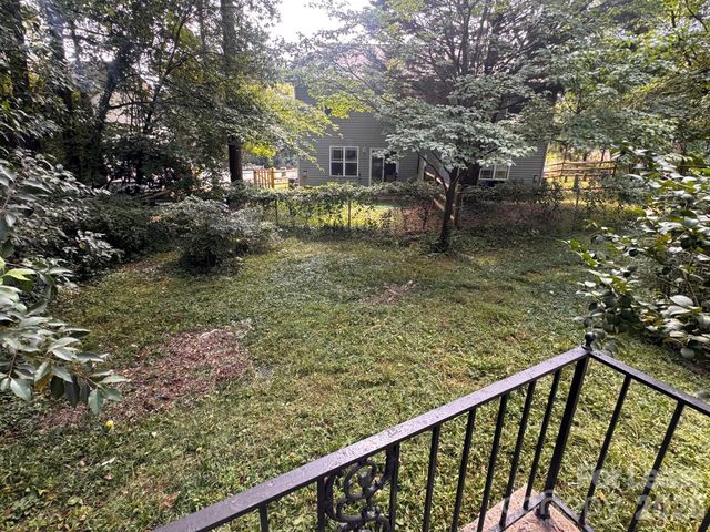 2012 Ibis Court, Charlotte, NC 28205