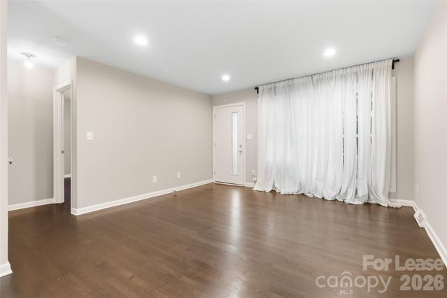 2012 Ibis Court, Charlotte, NC 28205