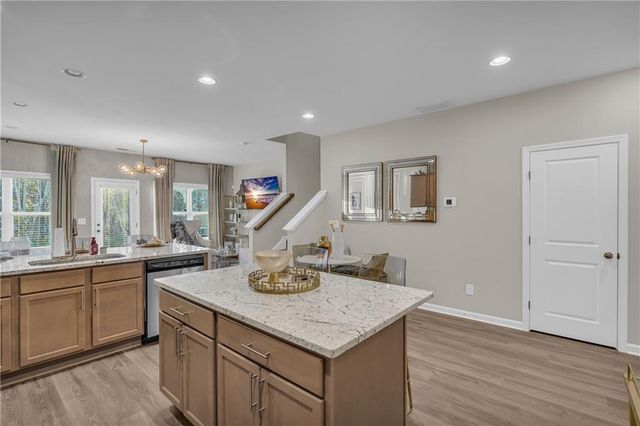 1959 Hidden NW Heights, Atlanta, GA 30318