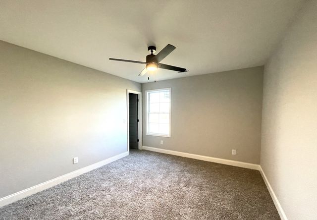 275 Switchgrass Dr, Clarksville, TN 37042