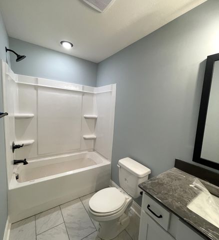 275 Switchgrass Dr, Clarksville, TN 37042