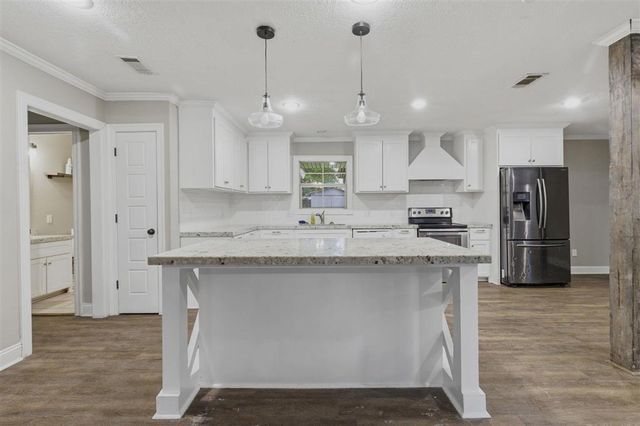 1507 Melanie Drive, Sulphur, LA 70663