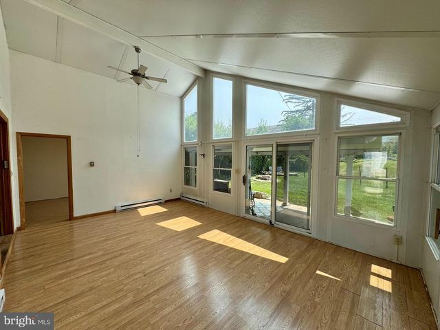 156 E MAIN ST, Rebersburg, PA 16872