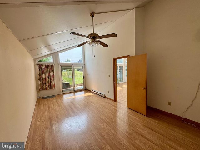 156 E MAIN ST, Rebersburg, PA 16872