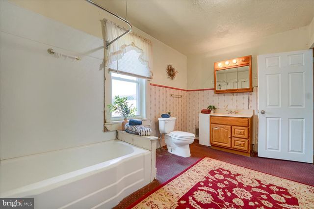 156 E MAIN ST, Rebersburg, PA 16872