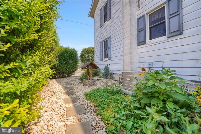 156 E MAIN ST, Rebersburg, PA 16872