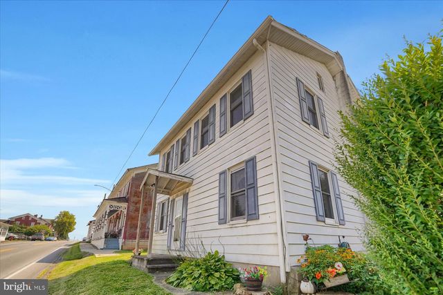 156 E MAIN ST, Rebersburg, PA 16872