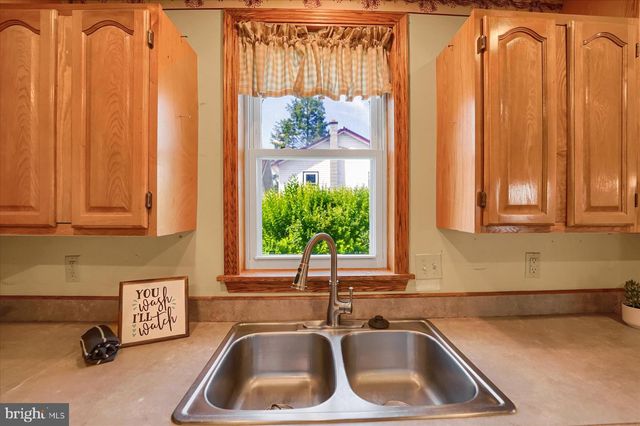 156 E MAIN ST, Rebersburg, PA 16872