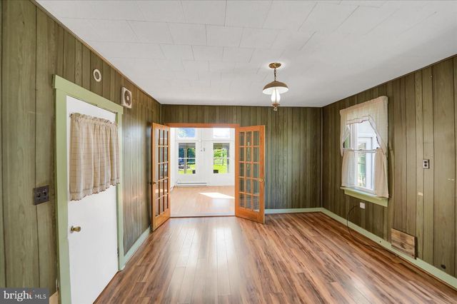 156 E MAIN ST, Rebersburg, PA 16872