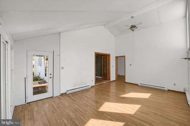 156 E MAIN ST, Rebersburg, PA 16872