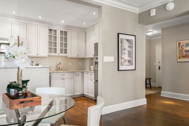 50 Commonwealth Avenue 404, Boston, MA 02116