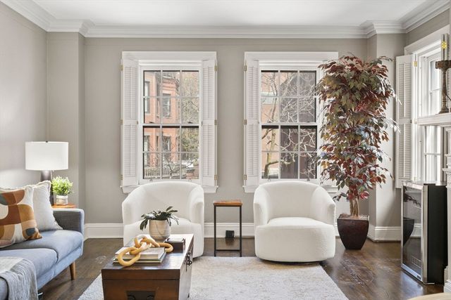 50 Commonwealth Avenue 404, Boston, MA 02116