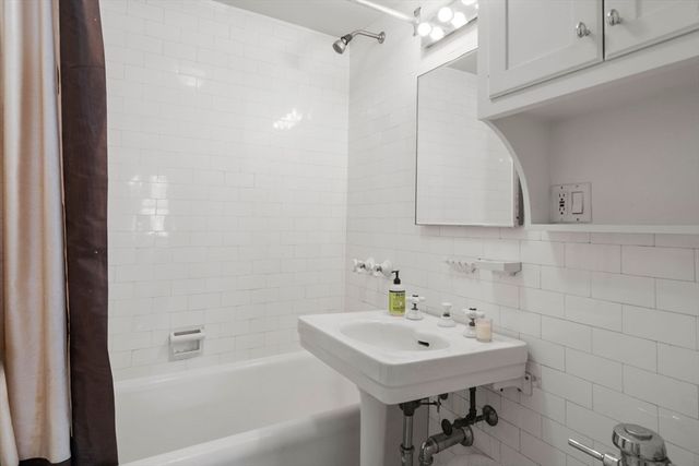 50 Commonwealth Avenue 404, Boston, MA 02116