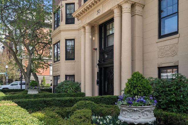 50 Commonwealth Avenue 404, Boston, MA 02116