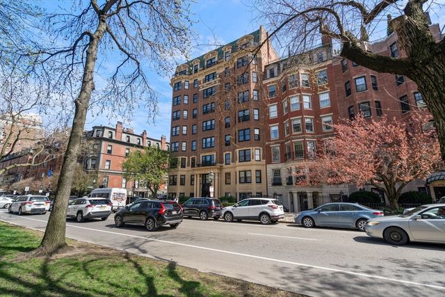 50 Commonwealth Avenue 404, Boston, MA 02116