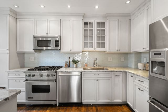 50 Commonwealth Avenue 404, Boston, MA 02116