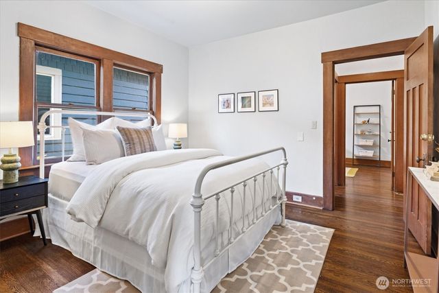 4754 4th Avenue NE, Seattle, WA 98105