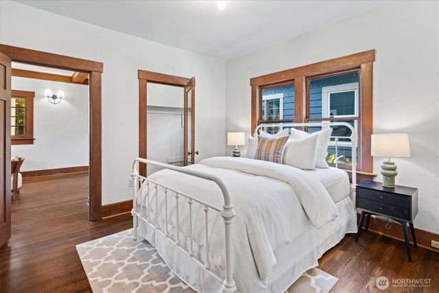 4754 4th Avenue NE, Seattle, WA 98105